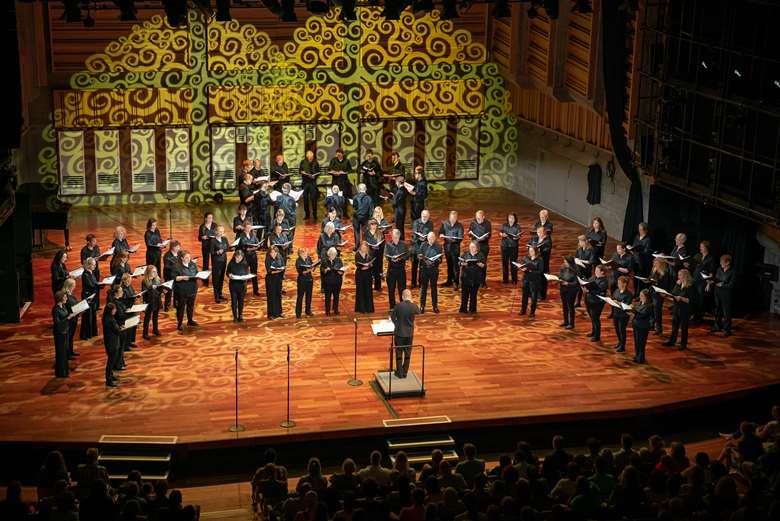 London Oriana Choir at London Southbank Centre's Queen Elizabeth Hall (Image courtesy of London Oriana Choir)