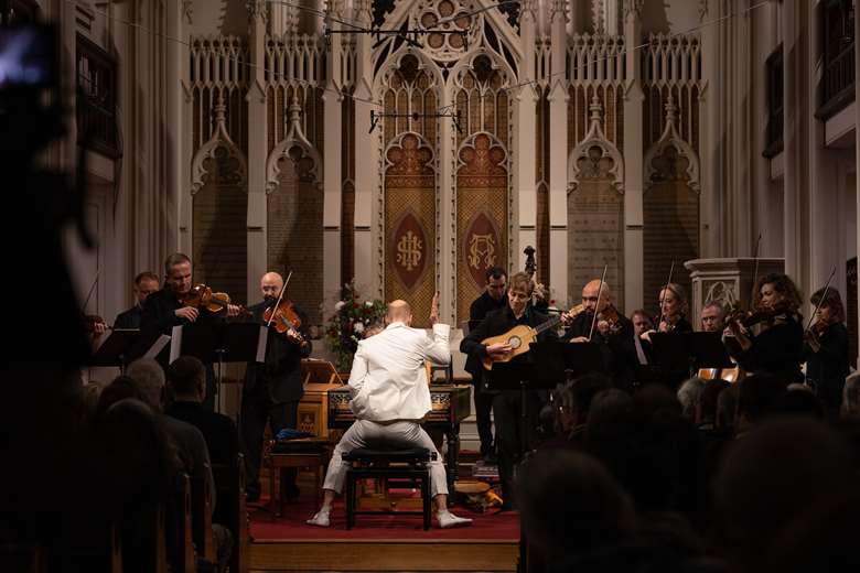 Erik Bosgraaf conducts the Wrocław Baroque Orchestra at LIFEM 2023 © Anna McCarthy Photography