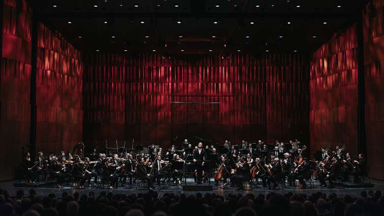 The NAC Orchestra will open the 2024 SPHERE festival with UAQUE, a co-comission with NAC Dance ©Curtis Perry