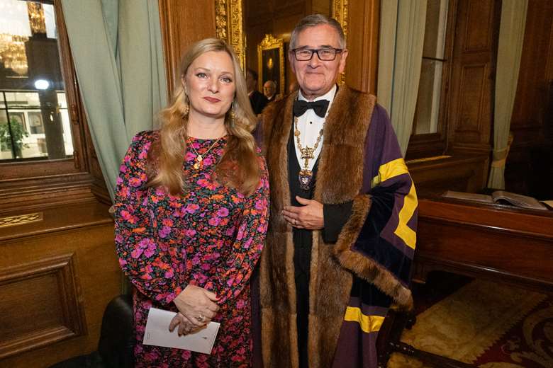 Crowe received her award earlier this month from the Master of the Musicians’ Company Jeff Kelly JP at the Company’s Annual Installation Dinner at Goldsmiths’ Hall (Image courtesy of the Musicians’ Company)