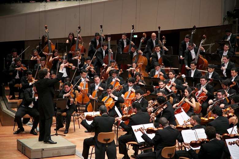 The Simón Bolívar Symphony Orchestra of Venezuela (originally the centre of El Sistema but now no longer officially a youth orchestra as it retained its members as they aged) has travelled the globe in a 50th anniversary tour © Nohely Oliveros